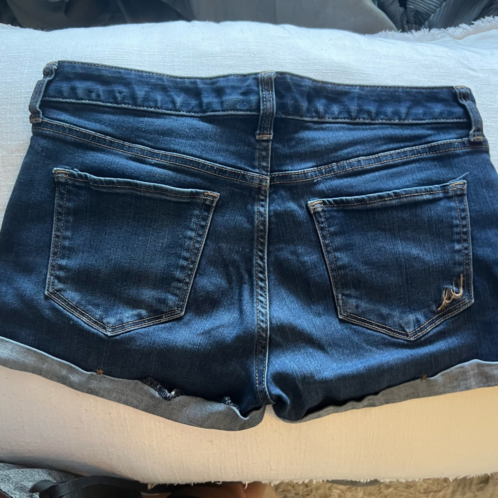Express Low Rise Shorts - Picture 2 of 3